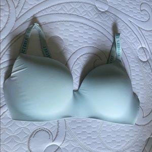 Victoria’s Secret light blue molded cup bra